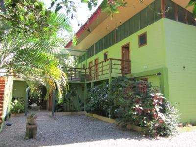 ホテル Blue Conga Puerto Viejo de Talamanca エクステリア 写真